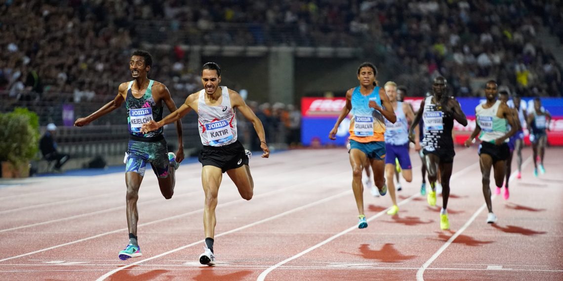 Faith Kipyegon breaks the women's 1500m world record in an evening of ...